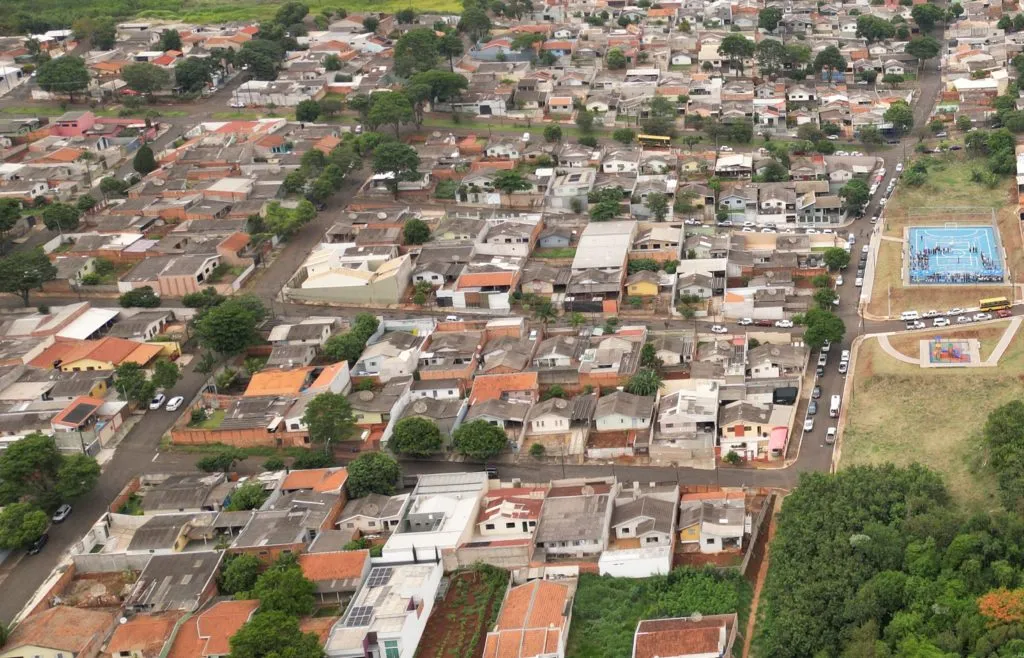 A ação, iniciada em junho, concedeu 60 dias para que os interessados reunissem a documentação necessária para a emissão da Certidão de Regularização Fundiária