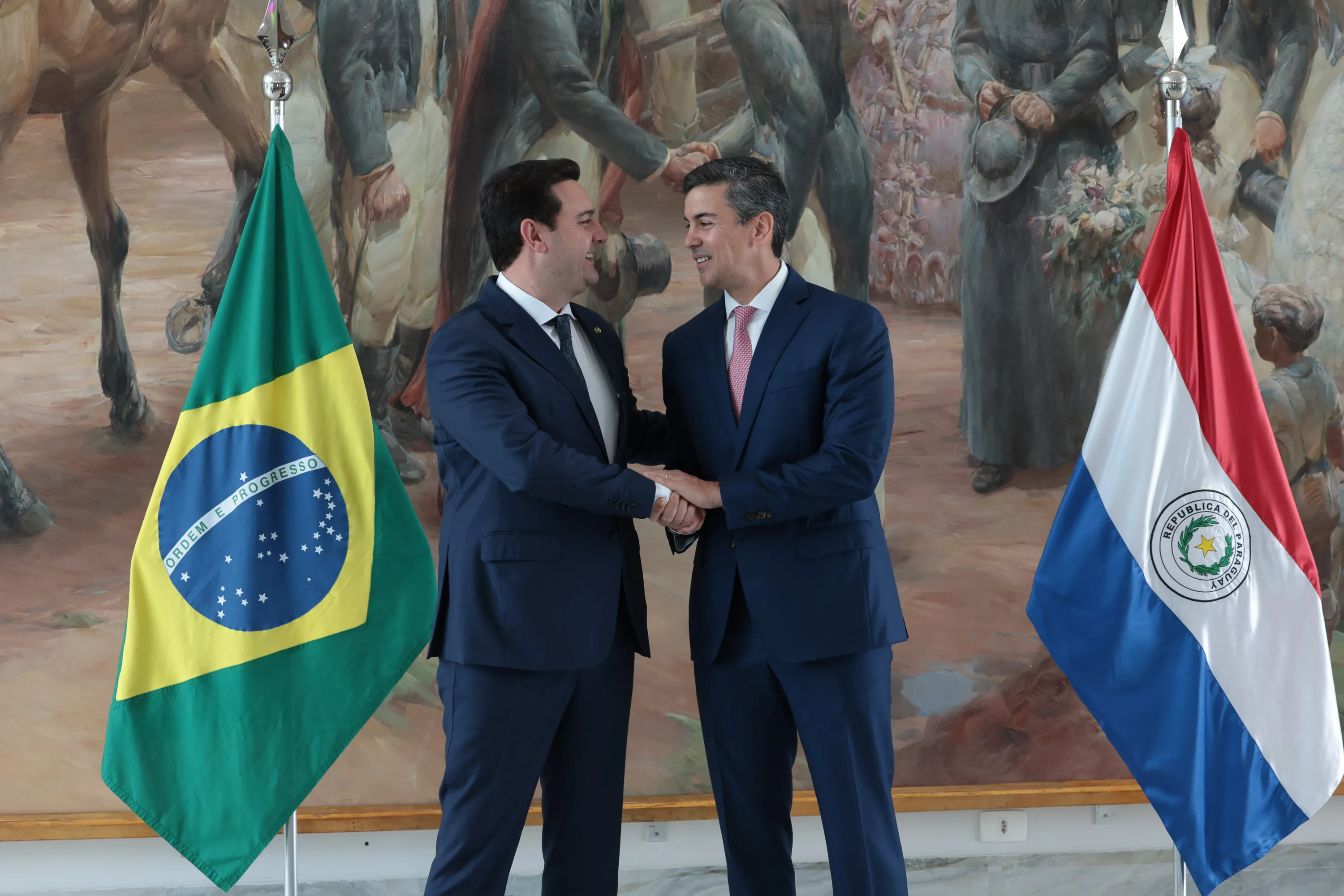 O governador Carlos Massa Ratinho Junior  recebe nesta terca-feira(9), o presidente do Paraguai, Santiago Peña e comitiva do Paraguai no Palacio Iguaçu. Foto: Geraldo Bubniak/AEN