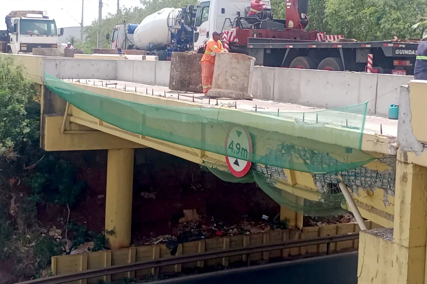A previsão é de que a obra dure cerca de 20 dias, sendo encerrada no final de novembro