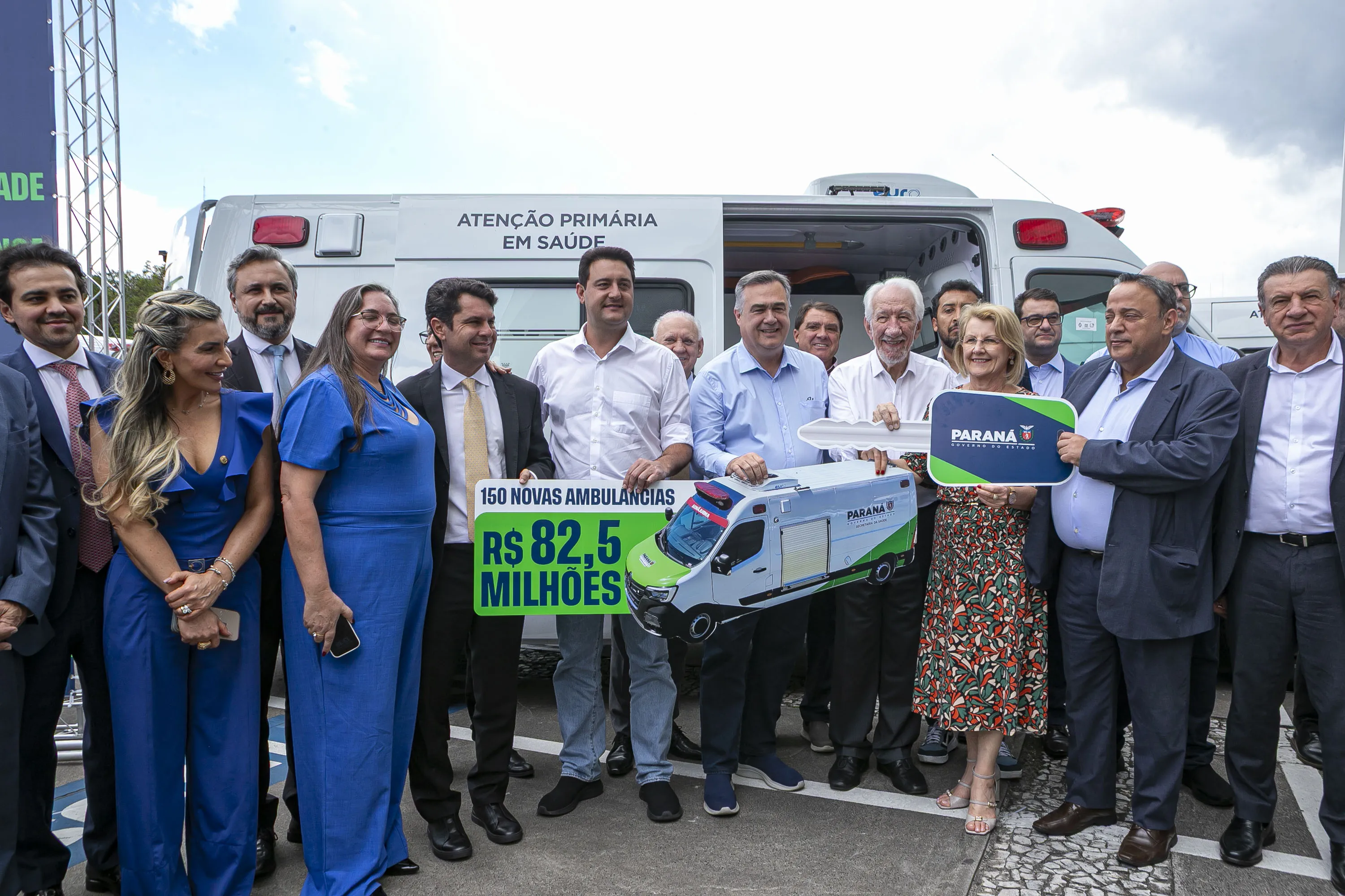 Nesta etapa inicial, 100 ambulâncias foram entregues