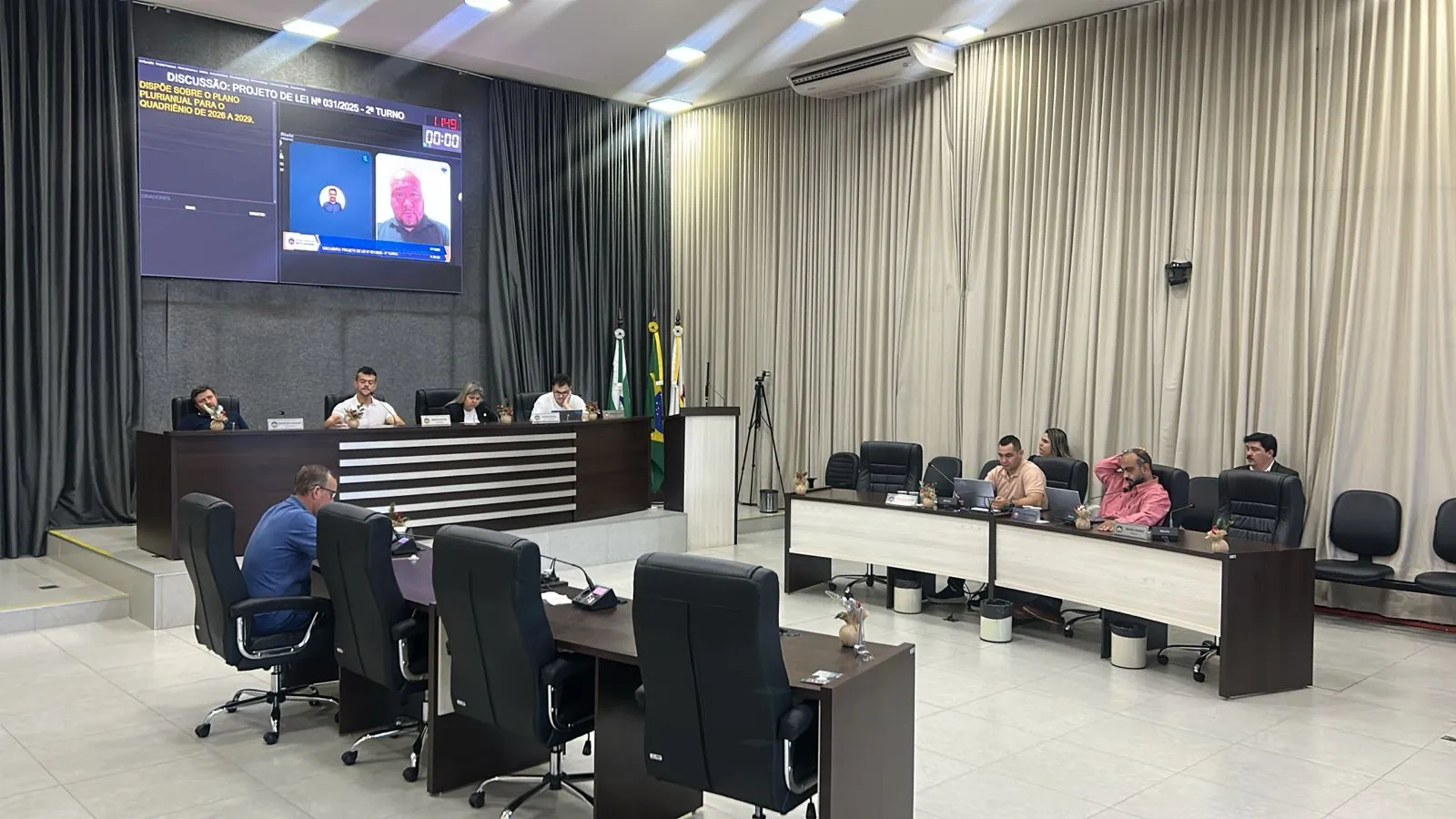 Durante a discussão do plano plurianual houve maiores debates
