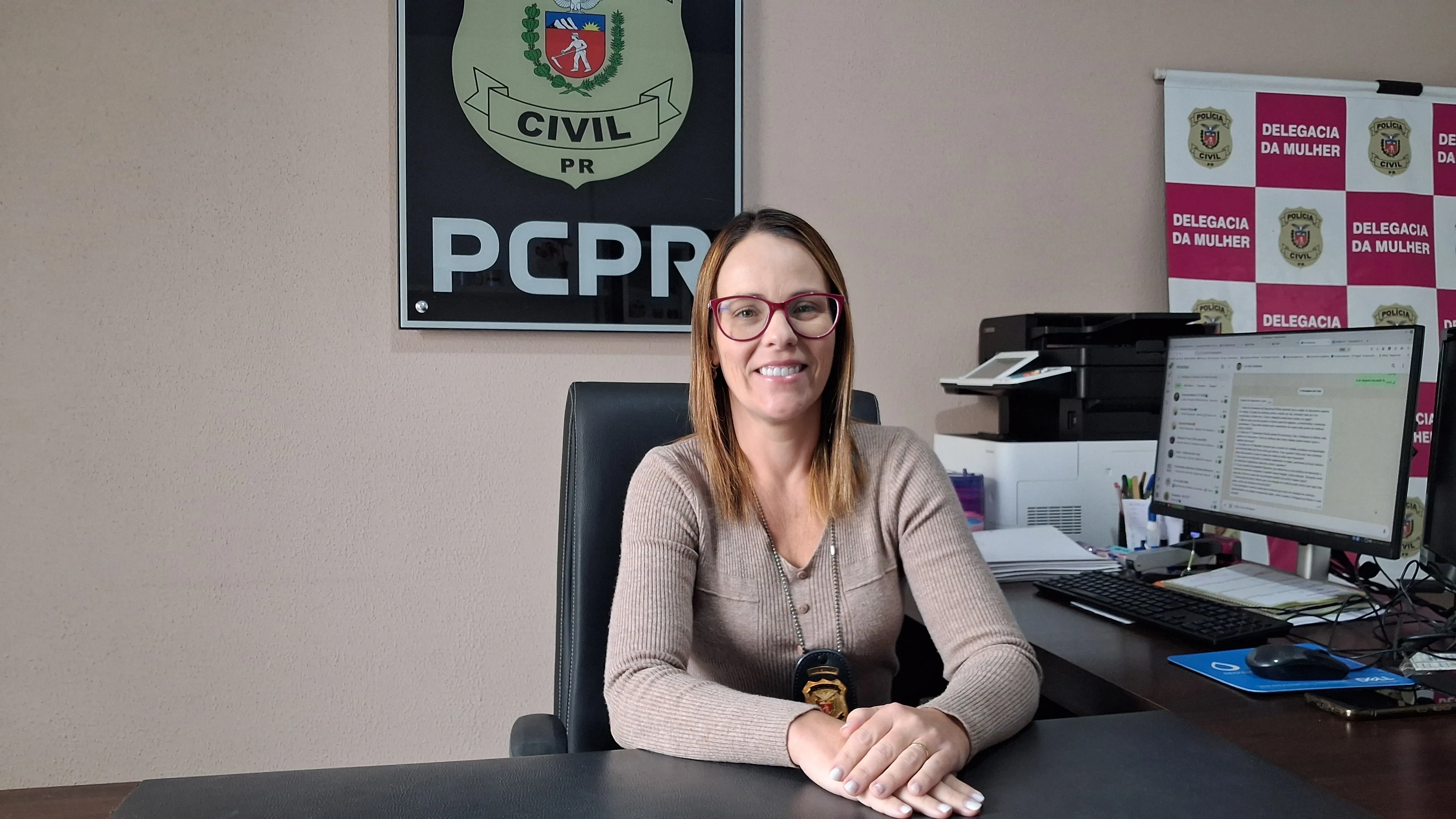 A delegada Luana Lopes faz um alerta para as mulheres
