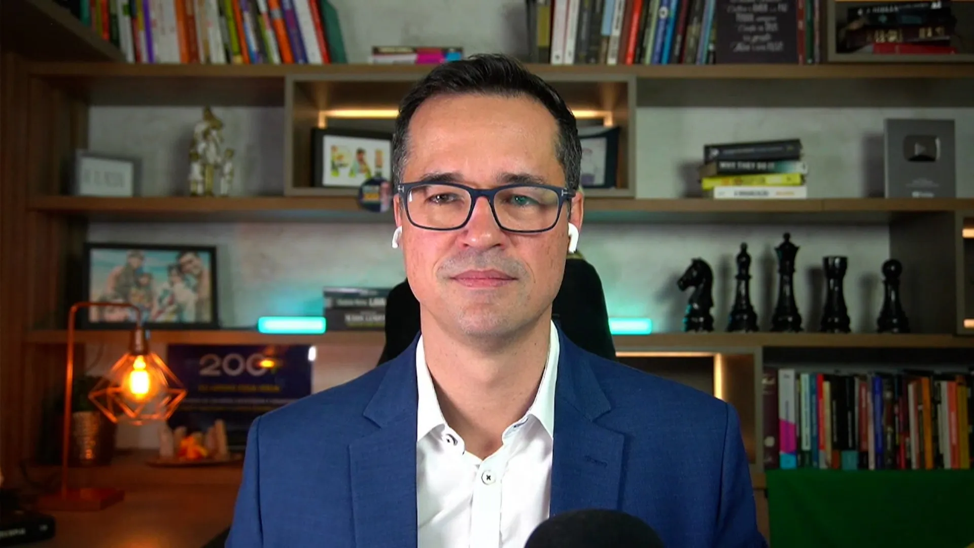 Deltan durante entrevista ao TNOnline