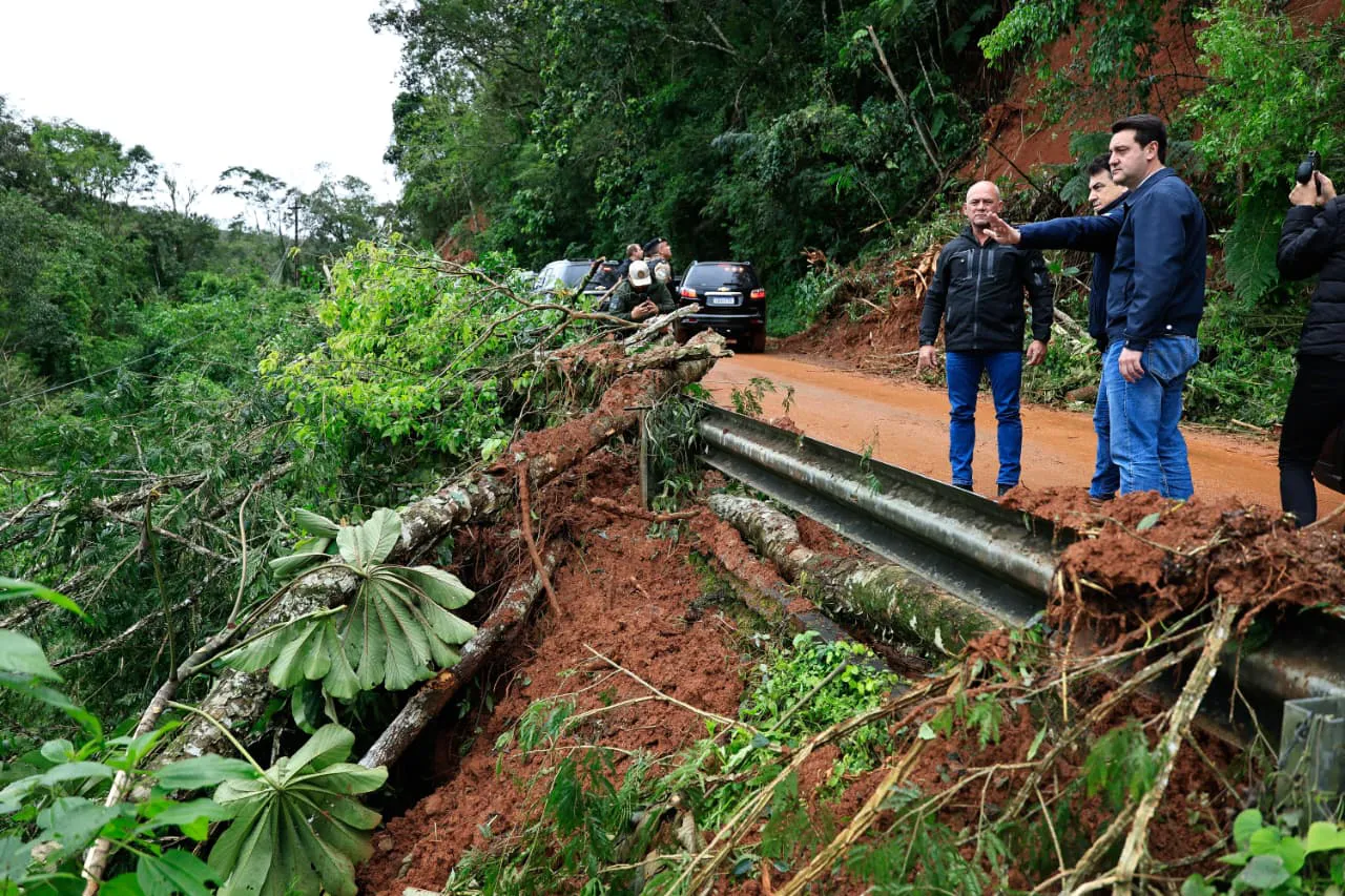 Governador vistoriou pontos afetados pelos temporais no Paraná