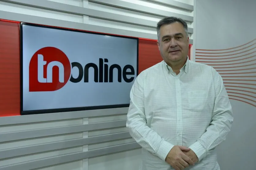 Cumprindo o que determina a Legislação Eleitoral, o ex-prefeito de Apucarana e ex-secretário estadual da Saúde, Beto Preto, se desligou neste dia 30 de junho