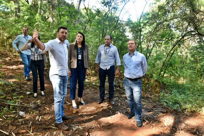 Sanepar e Prefeitura de Jandaia do Sul vão recuperar Rio Marumbizinho -  Importante manancial de abastecimento tem ocupação irregular há 50 anos