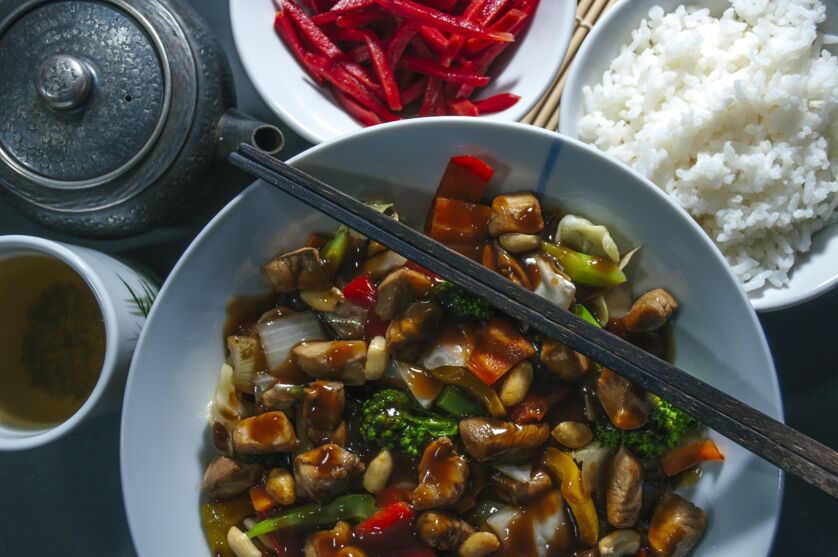 Como fazer frango xadrez? Aprenda a cozinhar essa delícia em casa!