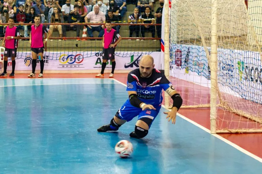 Maikon Gaburro, goleiro do Apucarana Futsal, durante partida na Série Prata