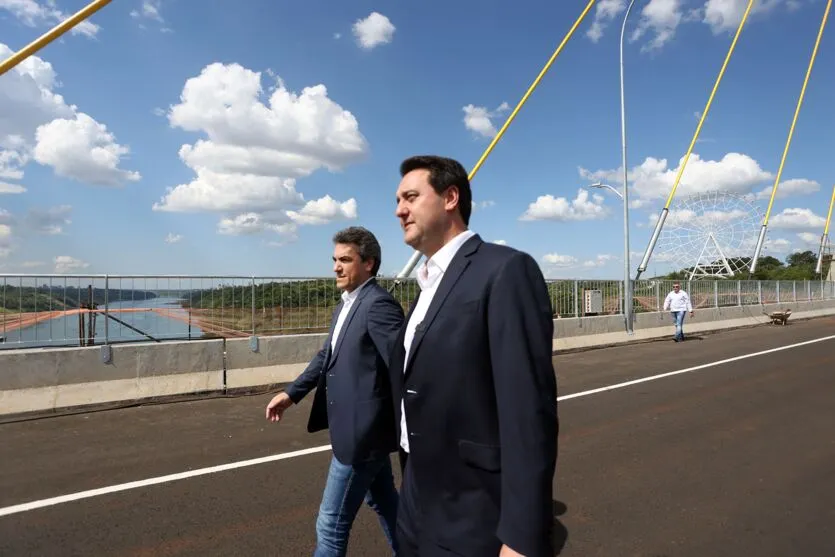 Governador Carlos Massa Ratinho Junior vistoria a ponte de foz do iguaçu
foto Gilson abreu/aen