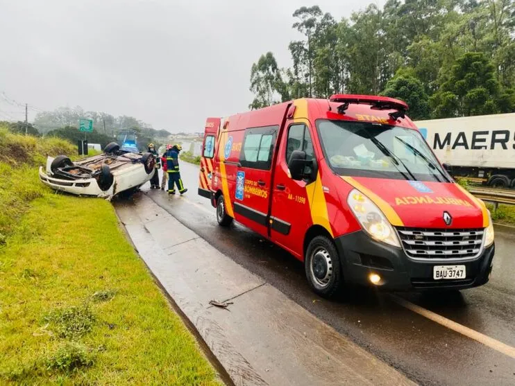 O Corpo de Bombeiros atendeu as vítimas