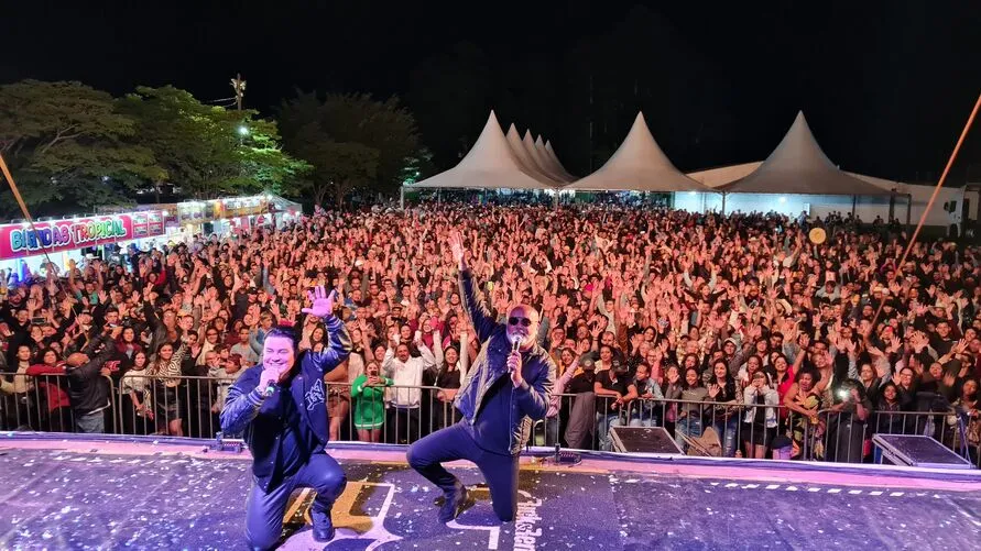 Dupla Rick e Renner atraiu multidão