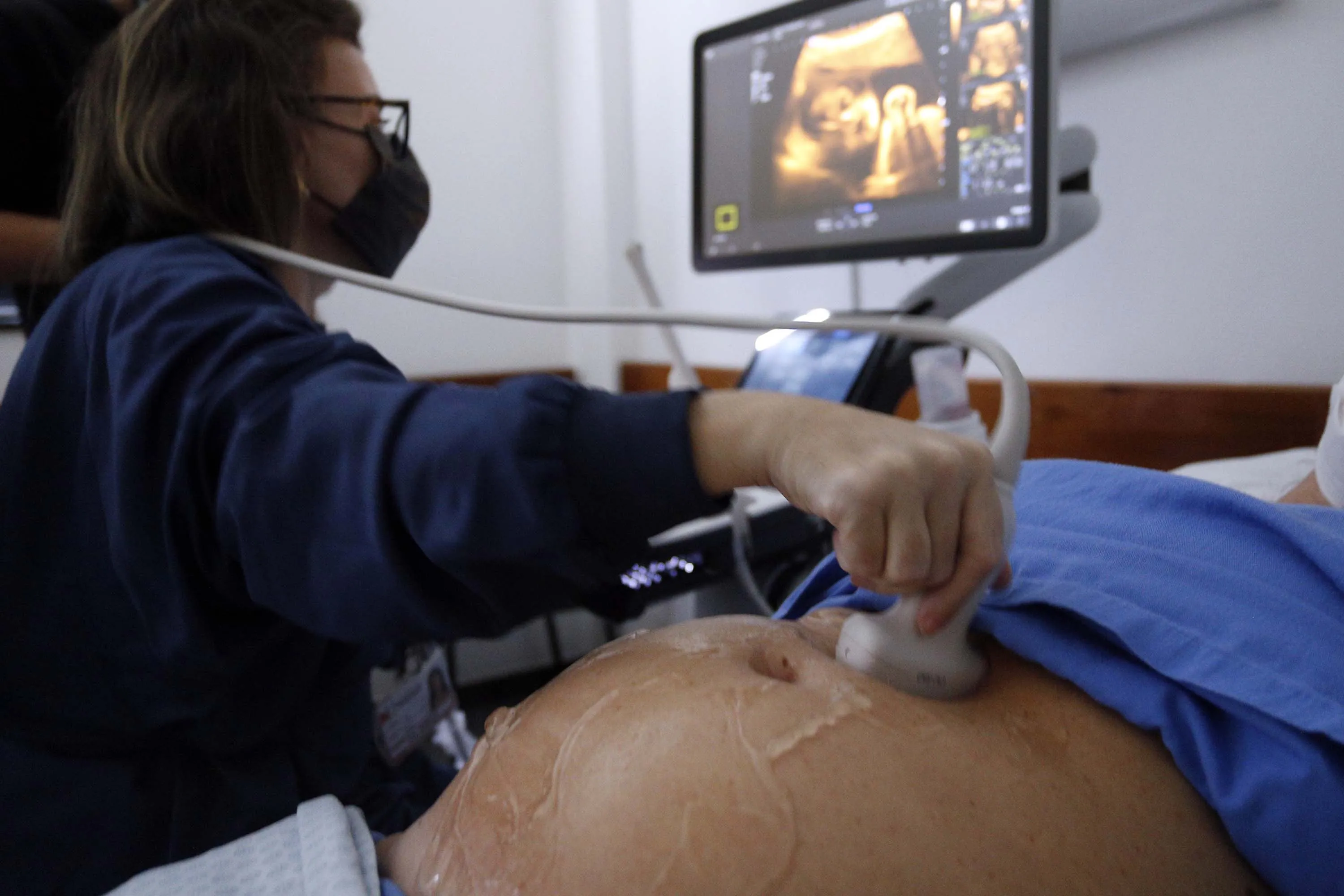 hospital do trabalhador - UTI neonatal - atendimento hospital de crianças prematuras - exame de ecografia
