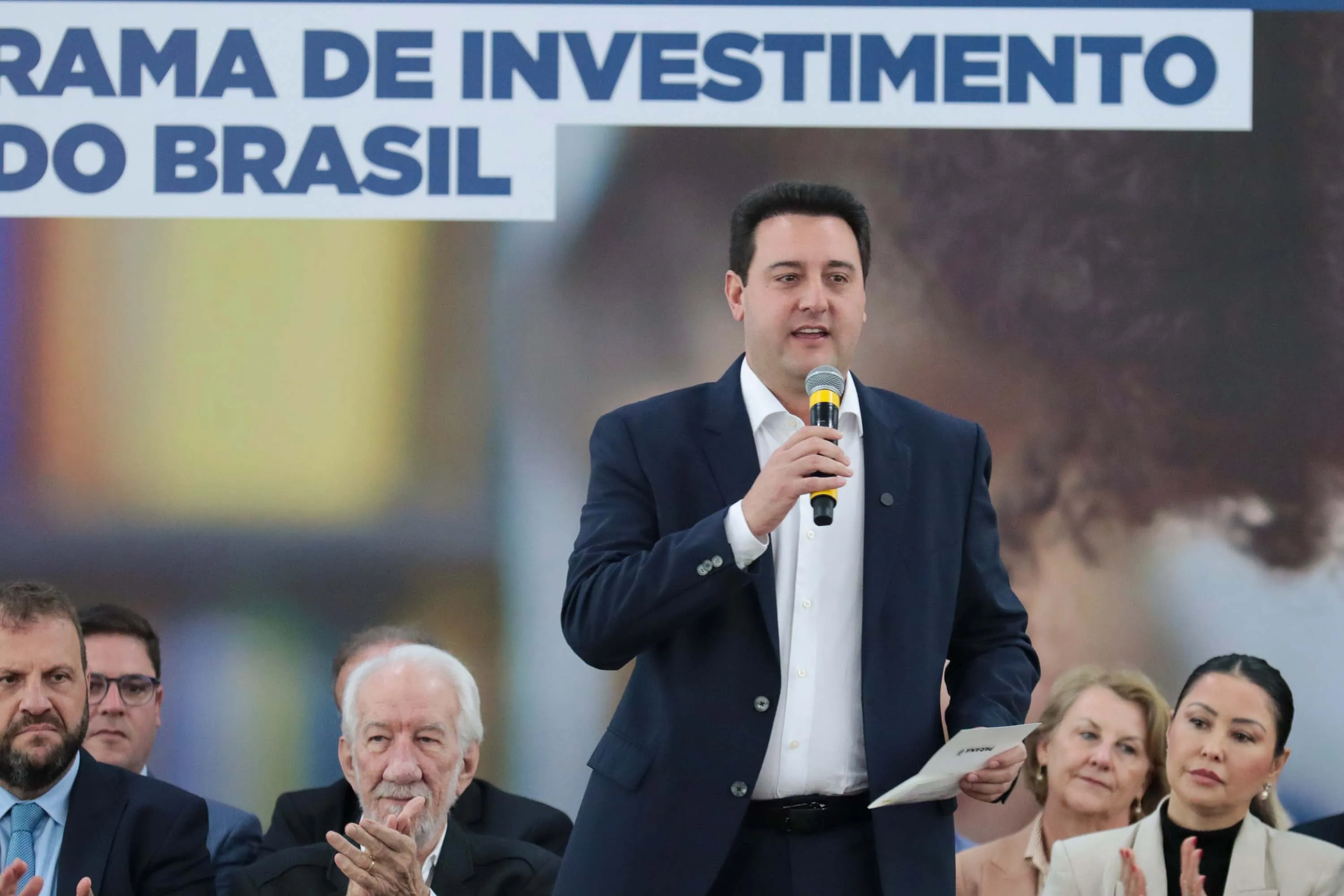 O governador Carlos Massa Ratinho Junior anuncia nesta segunda-feira (10), o programa Infancia Feliz para construcao de creches.
Foto: Geraldo Bubniak/AEN