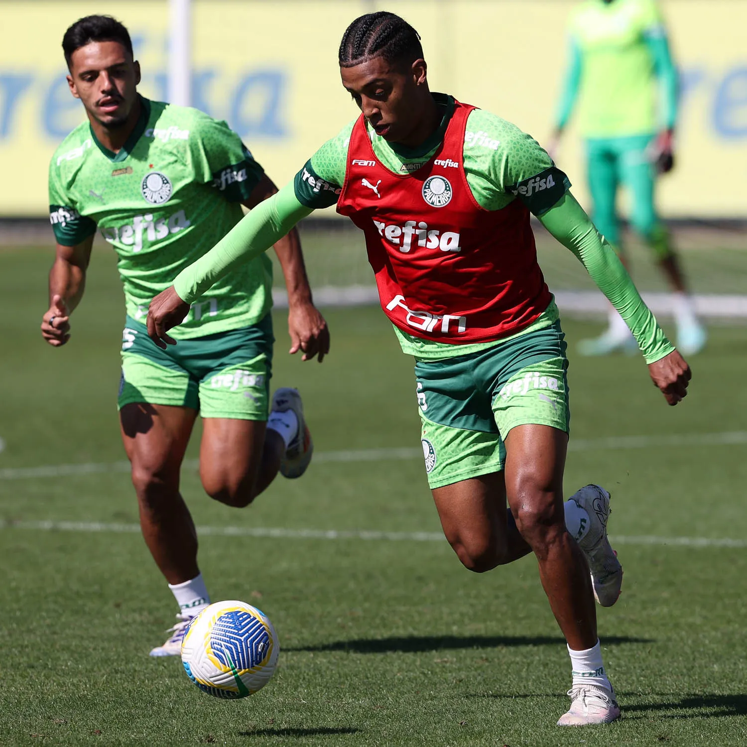 O jogador Vanderlan, da SE Palmeiras, durante treinamento, na Academia de Futebol. (Foto: Cesar Greco/Palmeiras/by Canon)