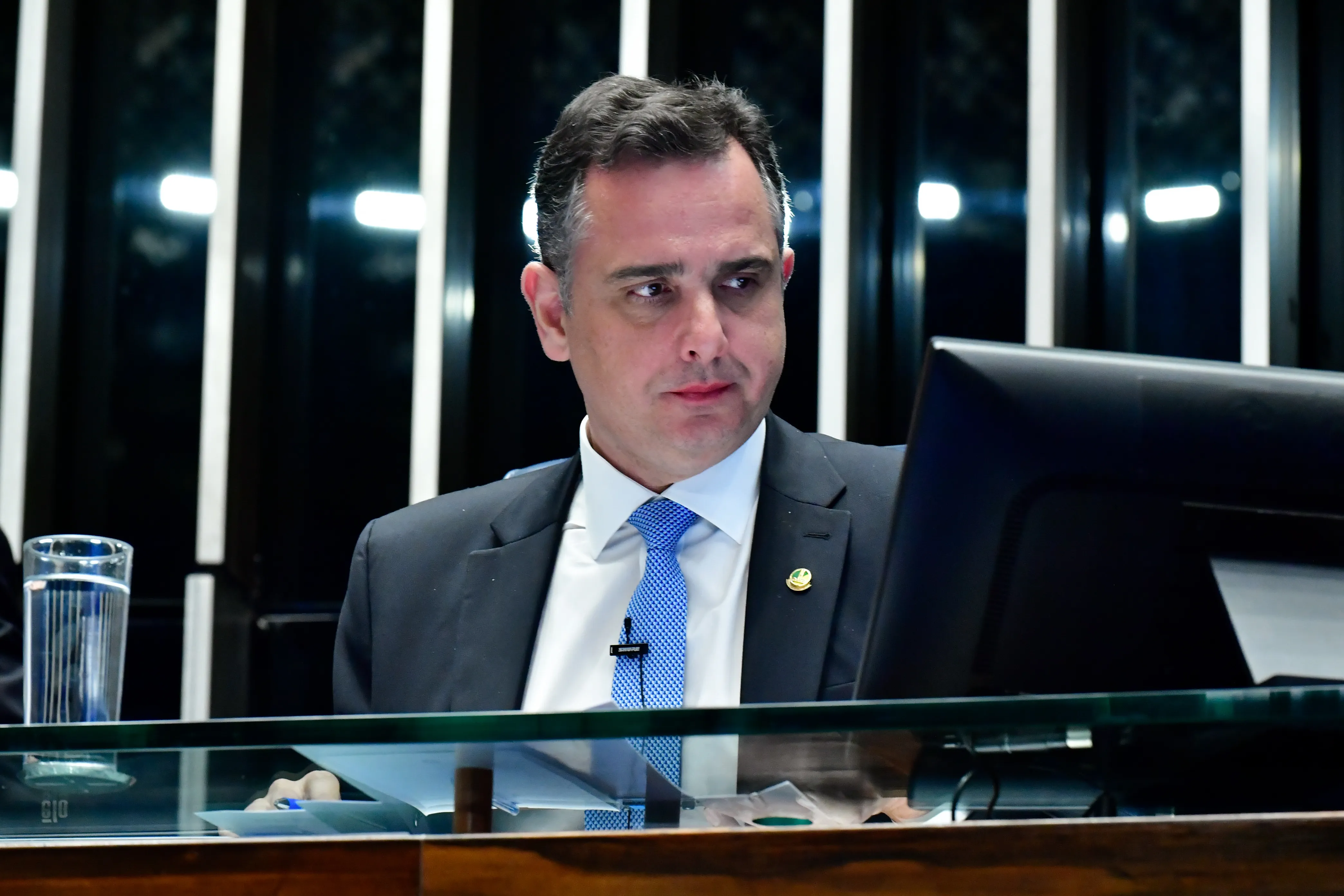 Plenário do Senado Federal durante sessão deliberativa ordinária. 

Na ordem do dia, o PLP 121/2024, que institui o Programa de Pleno Pagamento de Dívidas dos Estados (Propag), destinado a promover a revisão dos termos das dívidas dos estados e do Distrito Federal com a União.

Mesa: 
presidente do Senado Federal, senador Rodrigo Pacheco (PSD-MG), conduz sessão. 


Foto: Waldemir Barreto/Agência Senado