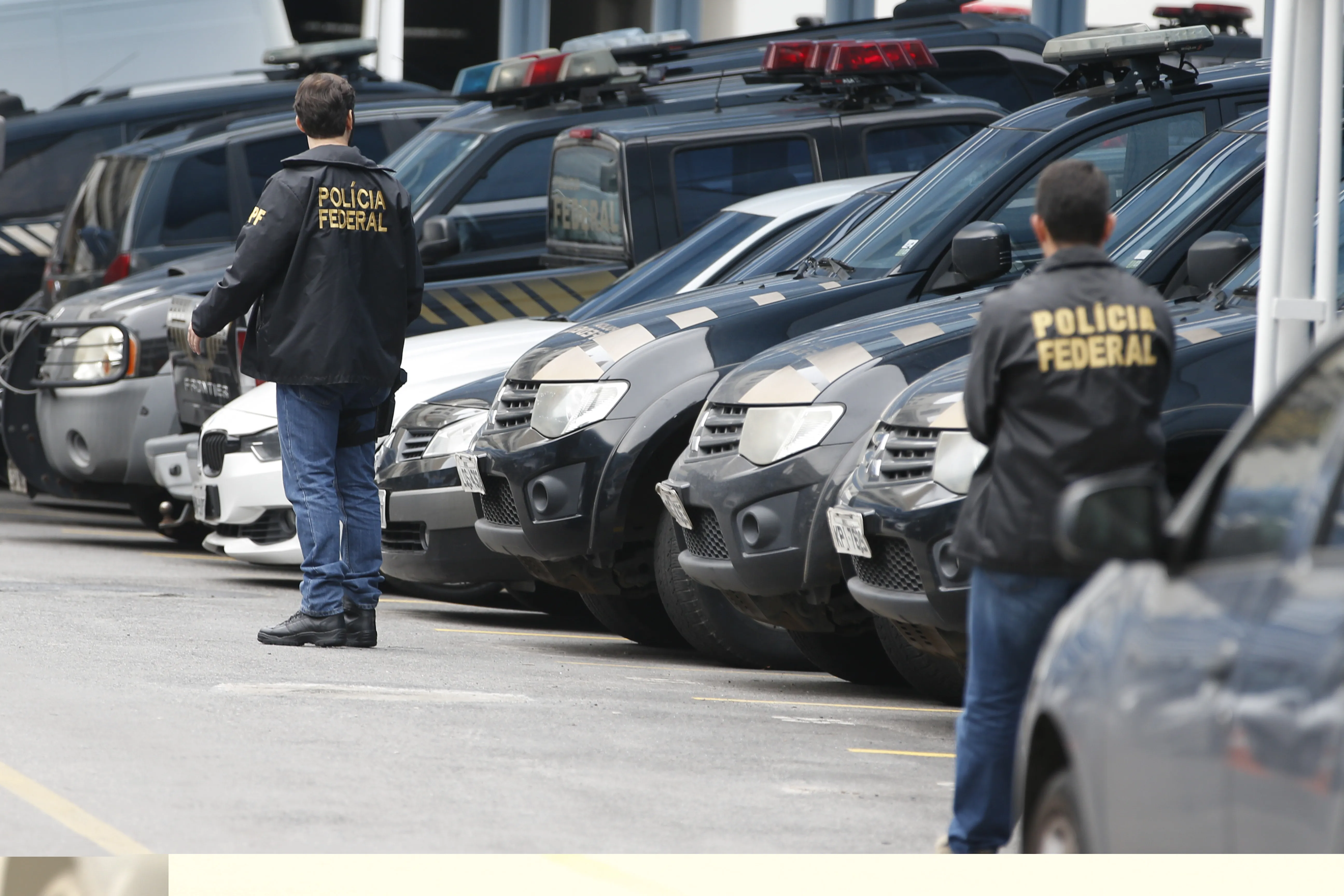 A Polícia Federal prende o banqueiro Eduardo Plass em nova etapa da Operação Hashtag, desbodramento da Lava Jato no Rio de Janeiro.