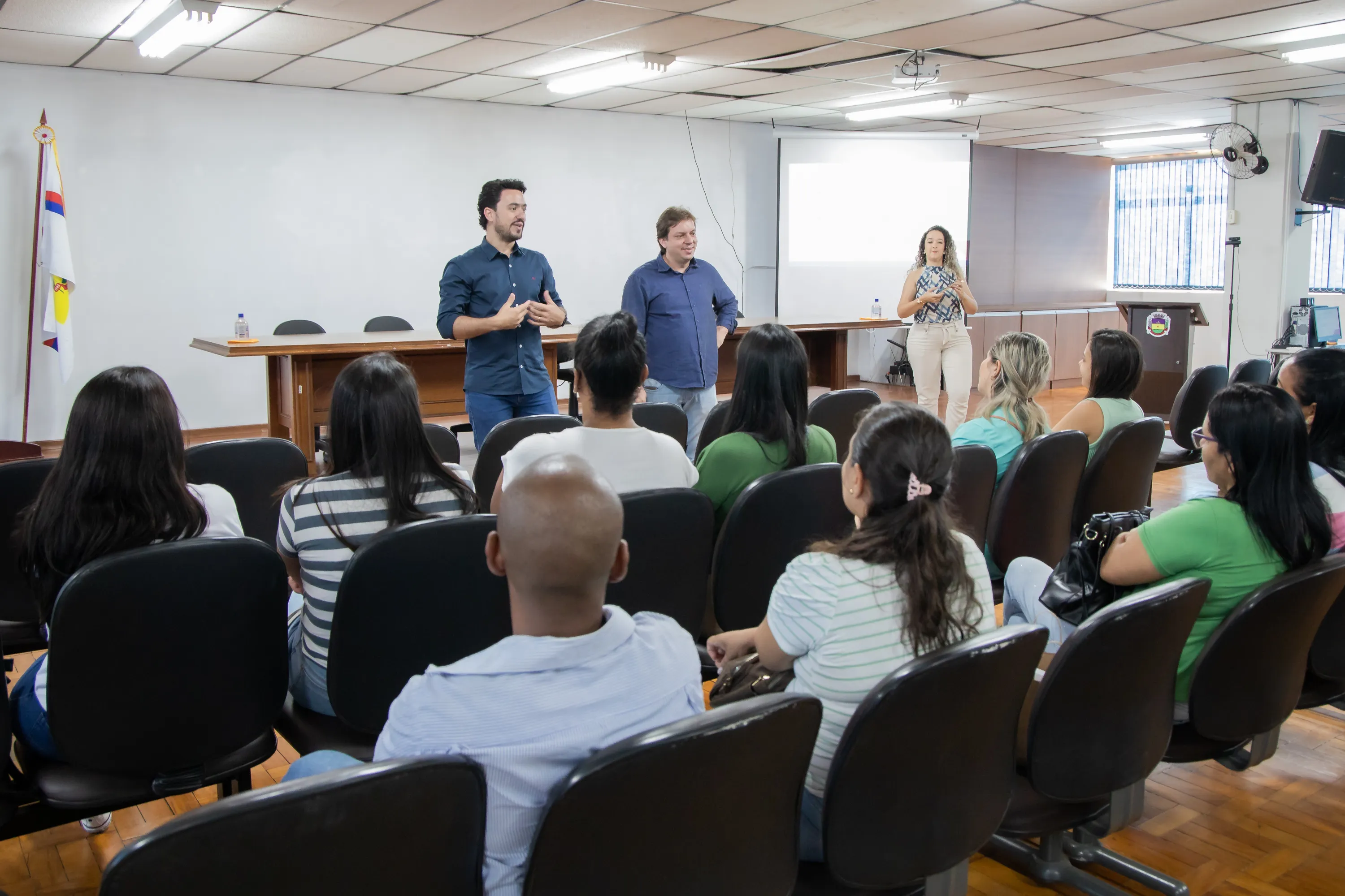 A contratação integra uma série de ações que visam melhorar o atendimento à população