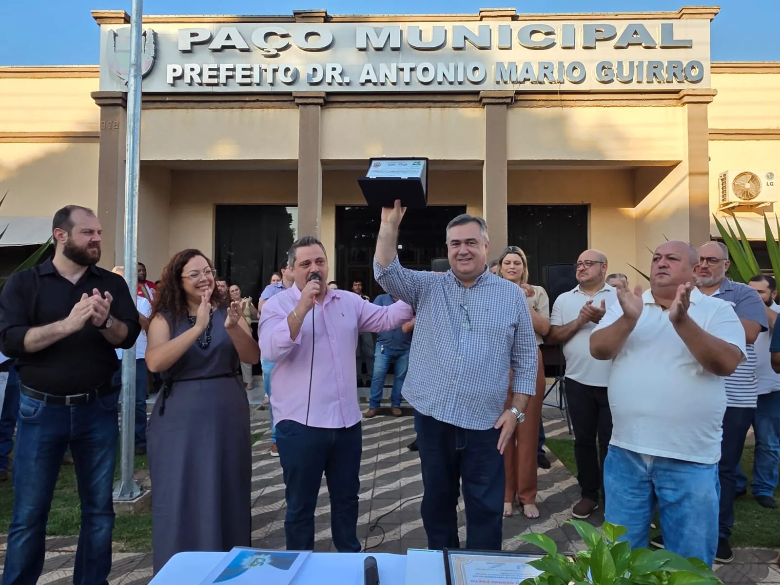 Beto Preto recebe homenagem em Centenário do Sul