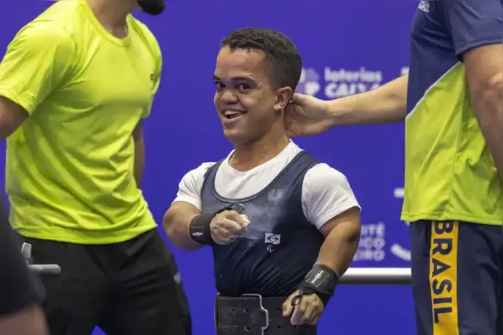 Imagem ilustrativa da imagem Brasil chega a 6 ouros em Copa do Mundo de halterofilismo paralímpico
