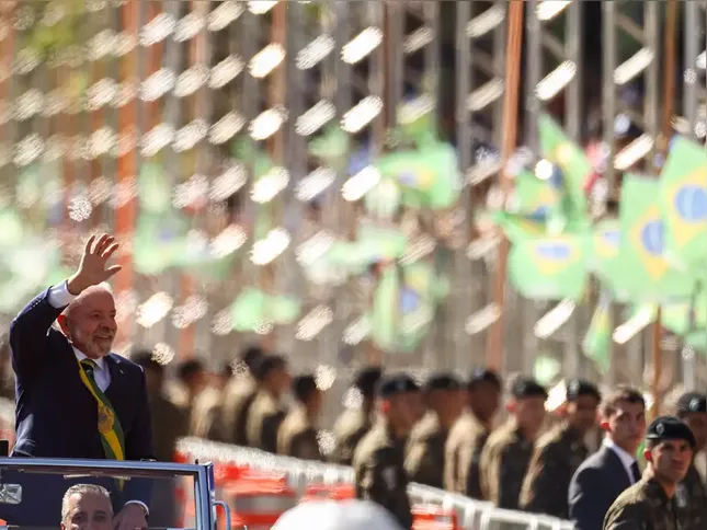 Imagem ilustrativa da imagem Brasileiros celebram soberania no Dia da Independência