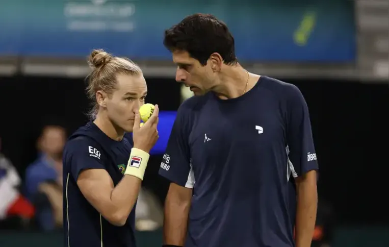 Imagem ilustrativa da imagem Dupla de Stefani avança às semifinais do WTA de Ningbo, na China