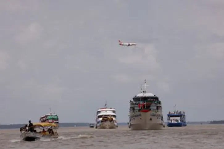 Imagem ilustrativa da imagem Ato na UFPA enterra simbolicamente combustíveis fósseis