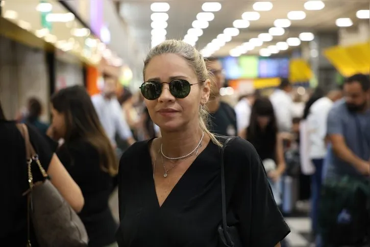 Imagem ilustrativa da imagem Passageiros aguardam solução de empresas no aeroporto de Congonhas