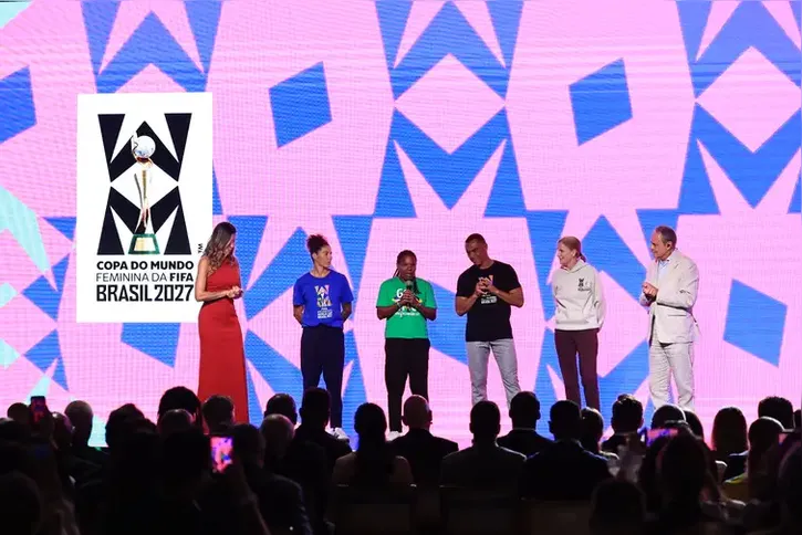 Imagem ilustrativa da imagem Fifa lança marca da Copa Feminina 2027 em evento no Rio de Janeiro