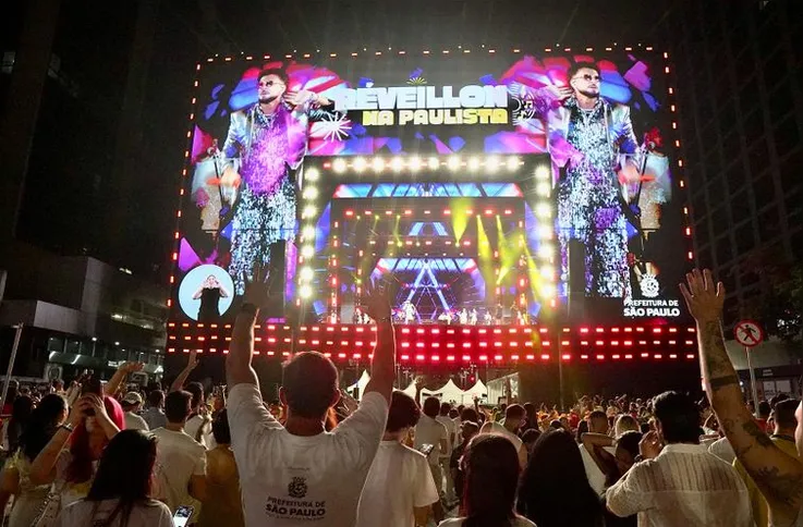 Imagem ilustrativa da imagem Rréveillon na Avenida Paulista teve música e fogos silenciosos