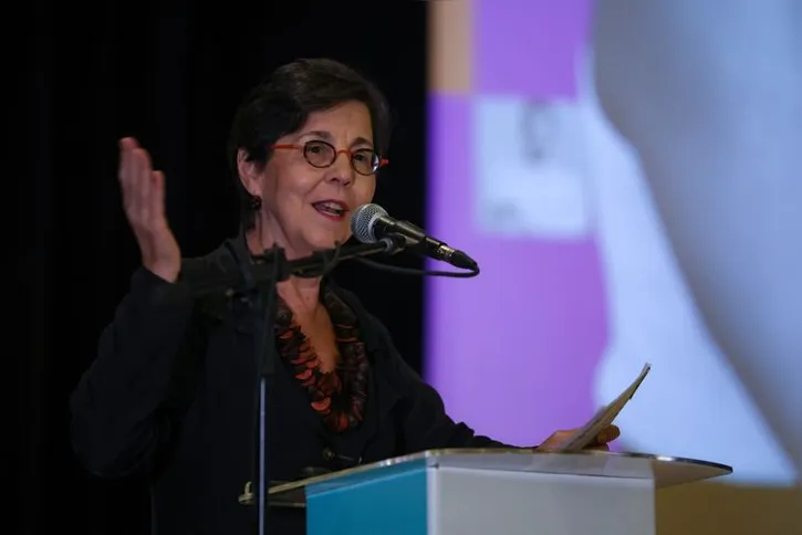 Imagem ilustrativa da imagem BNDES reduz taxa de juros em empréstimos para mulheres de cooperativas