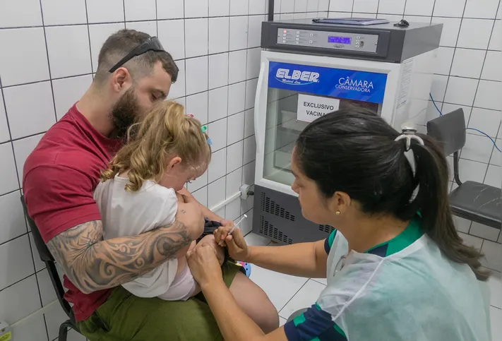 Imagem ilustrativa da imagem Pesquisa da AMS vai mapear atraso vacinal infantil em Apucarana