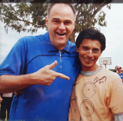 Imagem ilustrativa da imagem Projeto que Oscar Schmidt viabilizou vence torneio escolar nacional