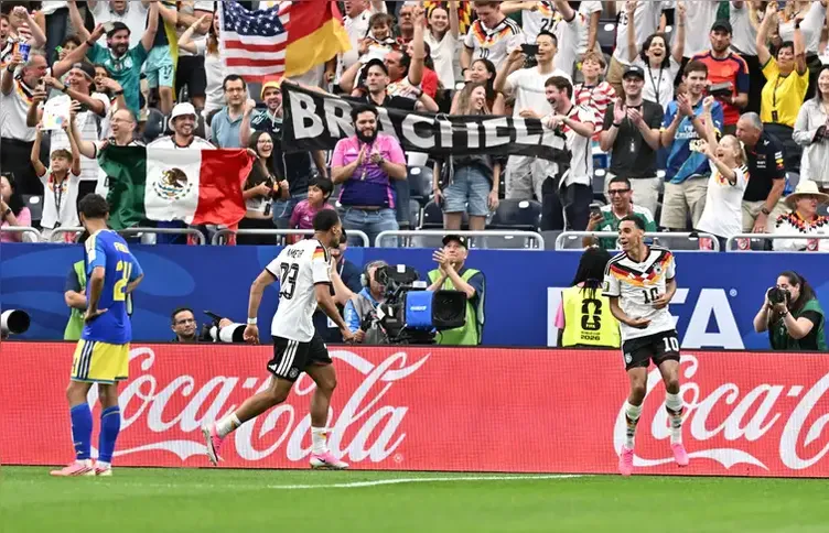Imagem ilustrativa da imagem Alemanha repete 7x1 sobre Curaçao, que faz seu primeiro gol em Copas