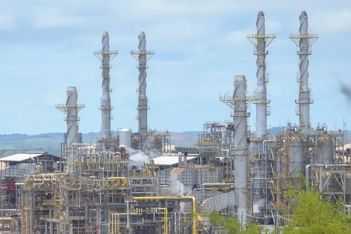 Imagem ilustrativa da imagem Refinarias da Petrobras operam com mais de 100% de capacidade; entenda