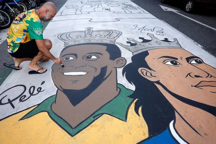 Imagem ilustrativa da imagem Ruas decoradas para Copa do Mundo reforçam vínculo comunitário no Rio