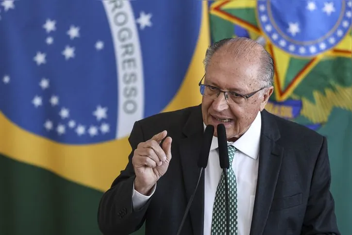 Imagem ilustrativa da imagem Governo federal lança Plano Safra 2026/2027 de R$ 525,1 bilhões