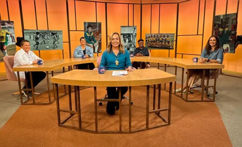 Imagem ilustrativa da imagem Pioneiras do futebol contam trajetória no programa Sem Censura