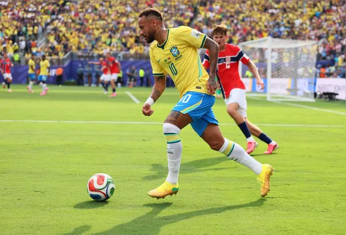 Imagem ilustrativa da imagem Pesquisa mostra que brasileiro projeta futuro da Seleção sem Neymar