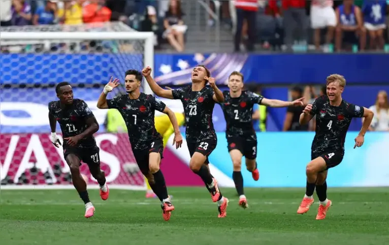 Imagem ilustrativa da imagem Três países que sediam a Copa de 2026 seguem na disputa