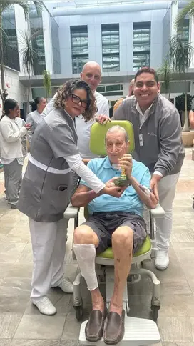 Imagem ilustrativa da imagem Ex-técnico da Seleção, Parreira recebe alta após 80 dias internado