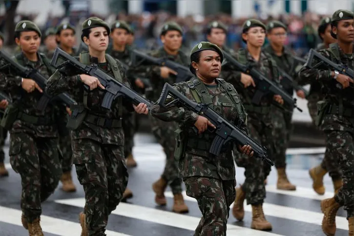 Imagem ilustrativa da imagem Tradicional desfile cívico-militar é realizado no Rio de Janeiro