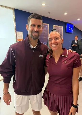 Imagem ilustrativa da imagem Dupla de Luisa Stefani avança às quartas do WTA 1000 de Pequim