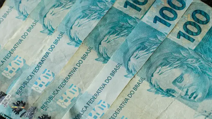 Imagem ilustrativa da imagem Indústria aponta juros altos como principal barreira ao crédito