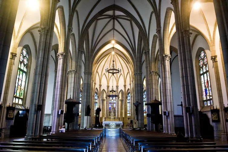 Imagem descritiva da notícia Catedral de Petrópolis é reaberta ao público