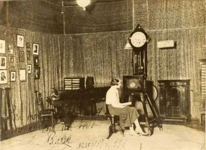 Imagem ilustrativa da imagem Cem anos do rádio no Brasil: das emissoras pioneiras até a Era de Ouro