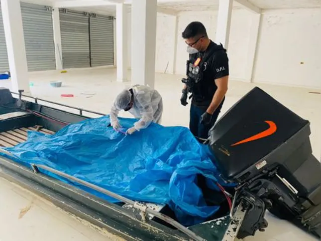 Imagem ilustrativa da imagem Vestígio de sangue é achado em barco de suspeito no Amazonas, diz PF