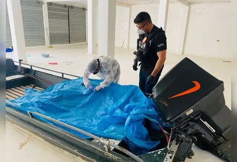 Imagem descritiva da notícia Vestígio de sangue é achado em barco de suspeito no Amazonas, diz PF