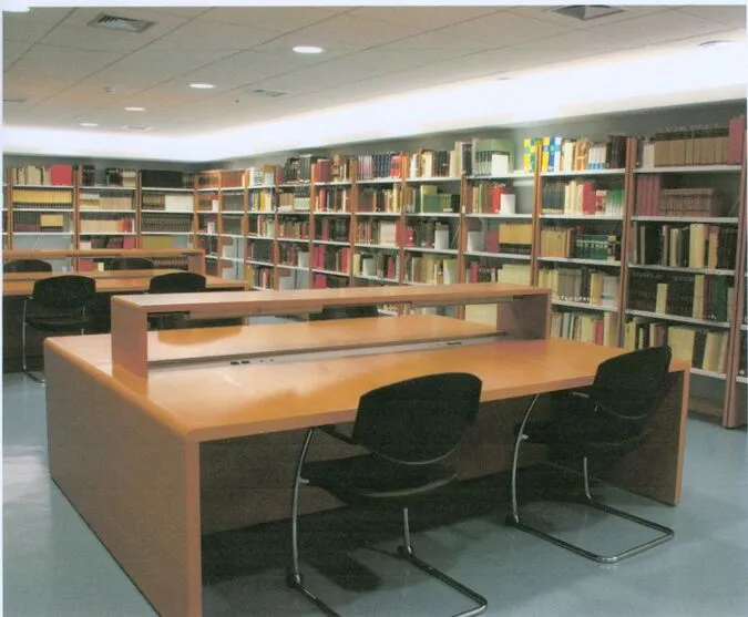 Imagem descritiva da notícia Acadêmia Brasileira de Letras reabre bibliotecas para o público