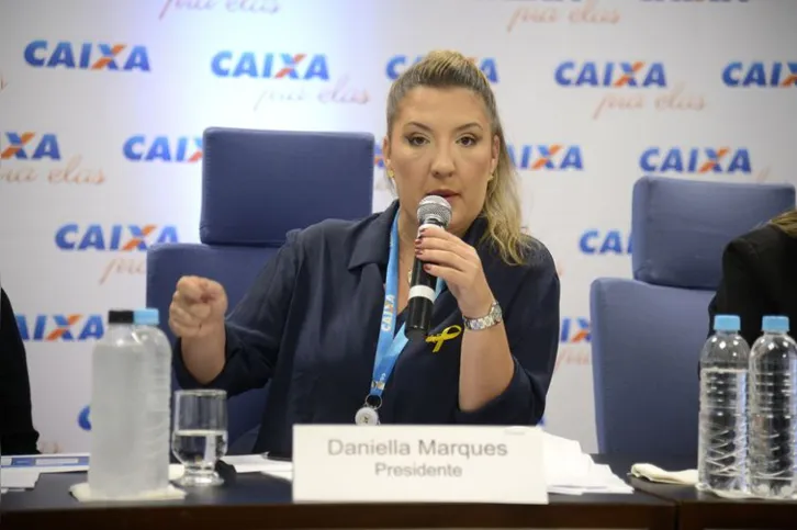 Imagem ilustrativa da imagem Com Caixa Pra Elas, mulheres contrataram mais produtos financeiros