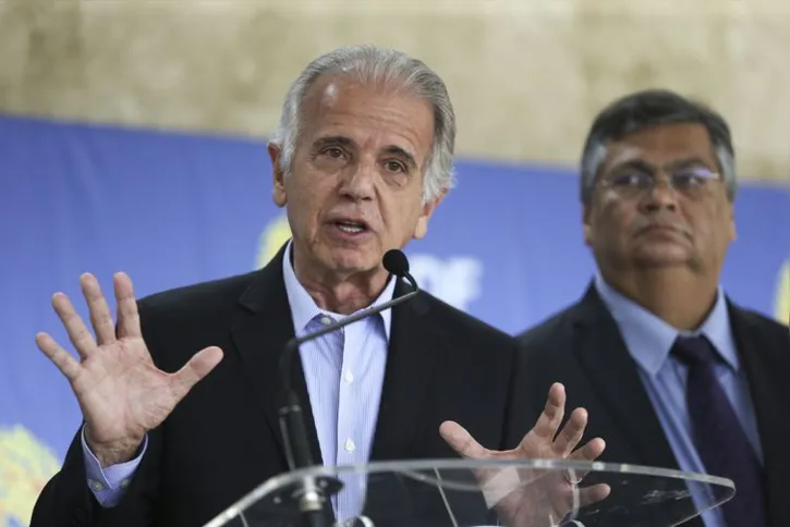 Imagem ilustrativa da imagem Governador do DF fala em acelerar desmobilização de acampamentos em QG